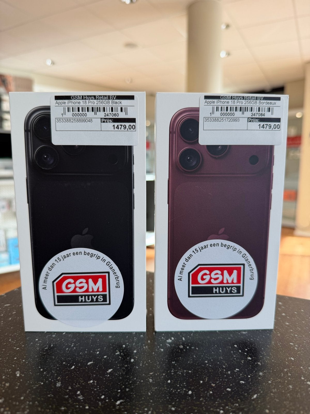 iPhone 18 Pro 256GB in Burgundy en Zwart - Nieuw, Telecommunicatie, 256 GB, Zwart, Nieuw, Ophalen of Verzenden