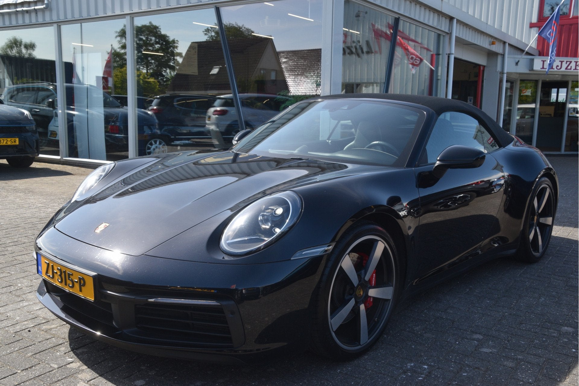 Porsche 911 Cabrio 3.0 Carrera S 992 Carplay | LED | 4wiel b, Auto's, Automaat, Achterwielaandrijving, Gebruikt, Zwart