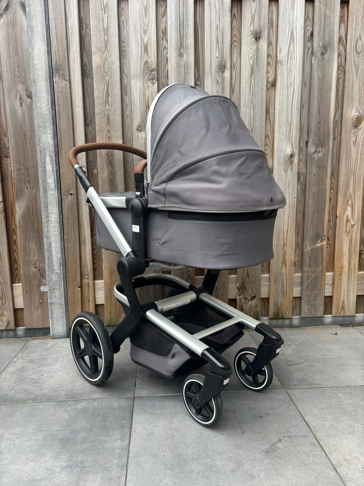 Joolz Day + kinderwagen met accessoires (nieuw frame), Zo goed als nieuw, Met reiswieg, Ophalen, Kinderwagen