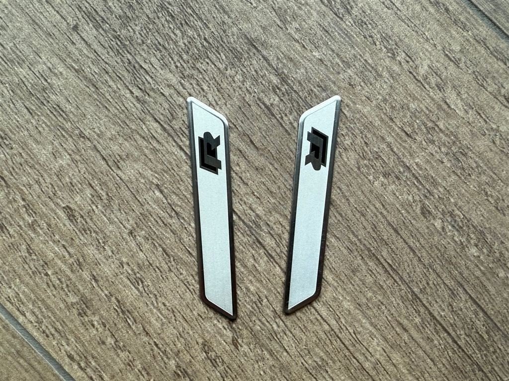 Stoelverstelling Hoogte RVS Sierstuk Inleg R Logo Golf, Ophalen of Verzenden