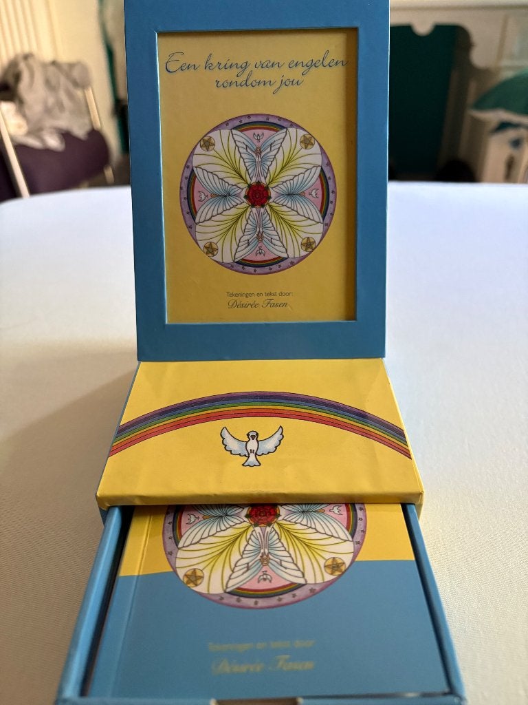 Desiree Fasen kaartenset Een kring van engelen rondom jou, Ophalen of Verzenden, Zo goed als nieuw, Tarot of Kaarten leggen, Overige typen