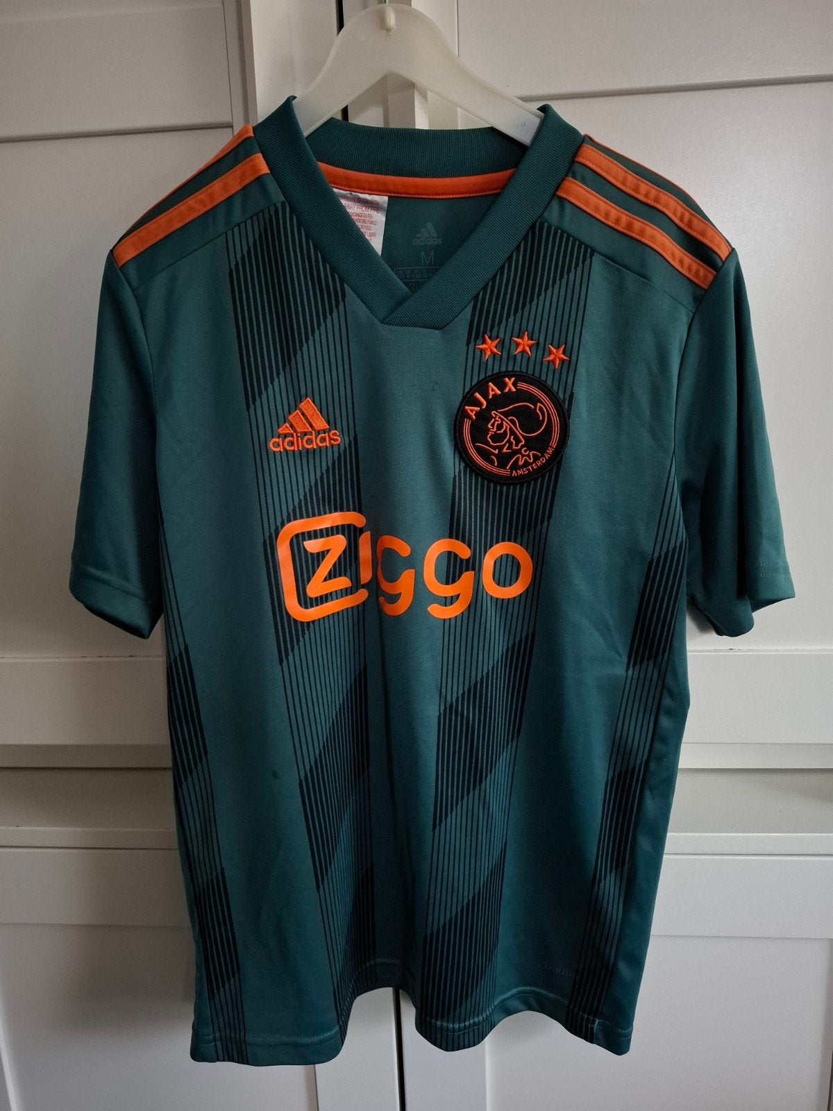 Ajax voetbal shirt kind maat M - 152 Ziggo, Sport en Fitness, Maat XS of kleiner, Ophalen of Verzenden, Zo goed als nieuw, Shirt