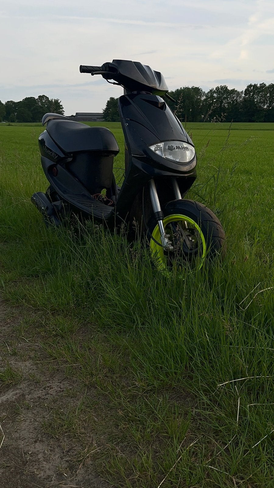 Peugot vivacity, Ophalen, Zo goed als nieuw, Benzine, Vivacity