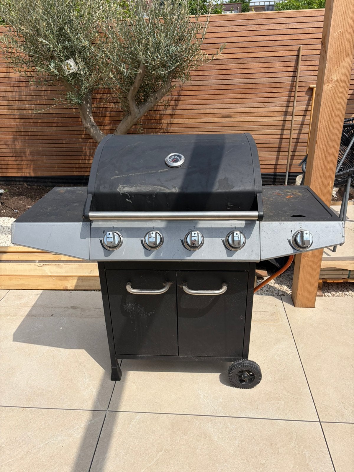 GAS BARBECUE met gaspit, Ophalen, Gebruikt