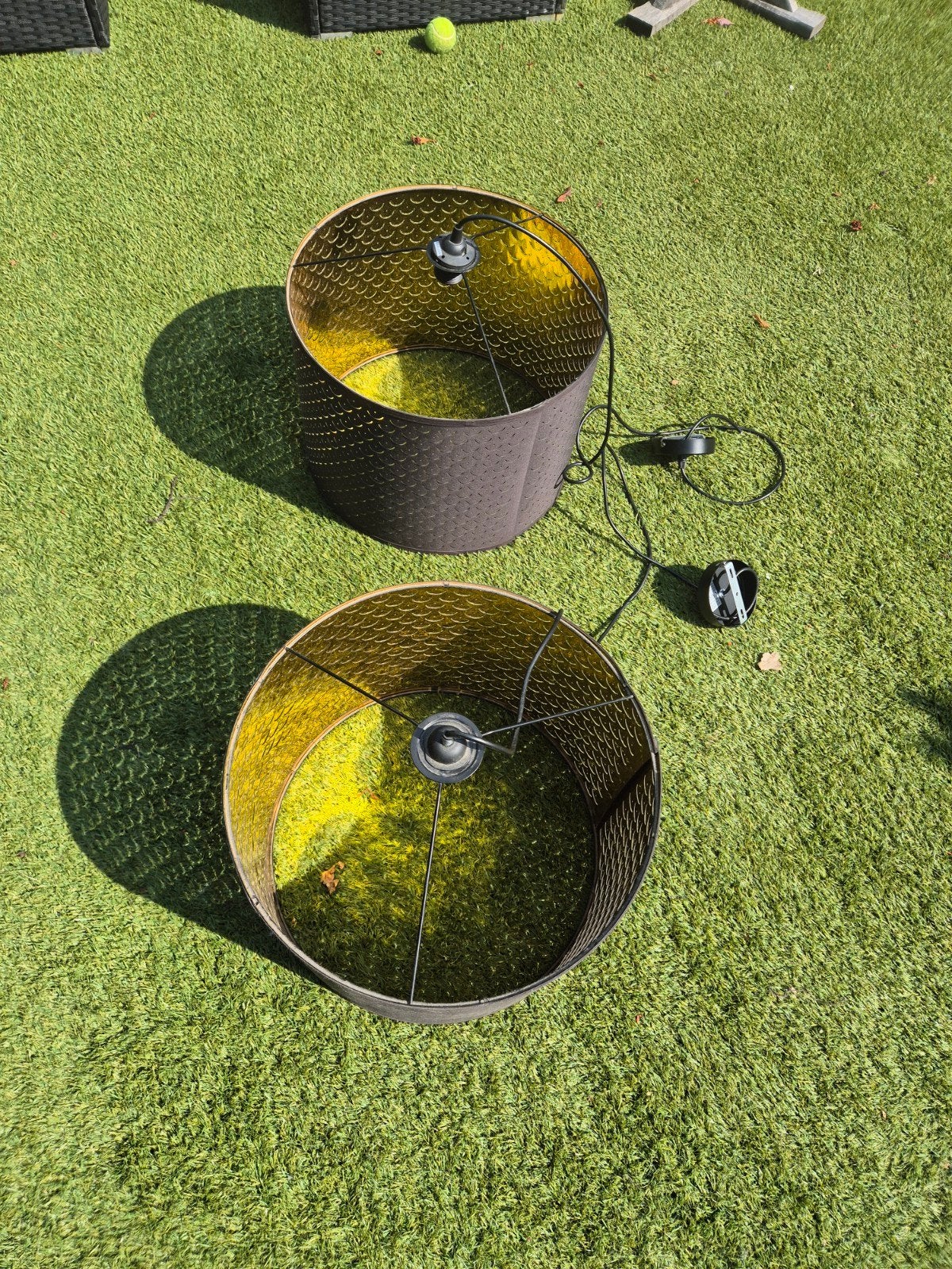 Set van 2 hanglampen - bruinw met gouden binnenkant, Gebruikt, Modern, Industrieel, Metaal, E27 (groot)