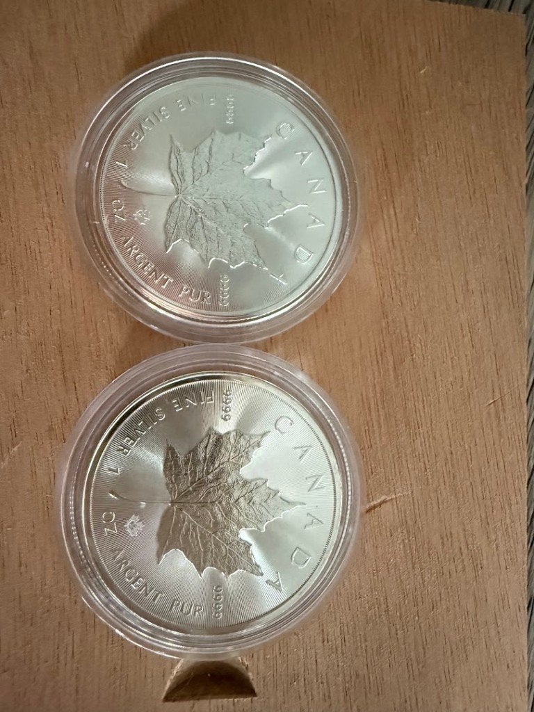 Maple leaf 1 oz 2 x 2021 2022, Verzenden, Zilver