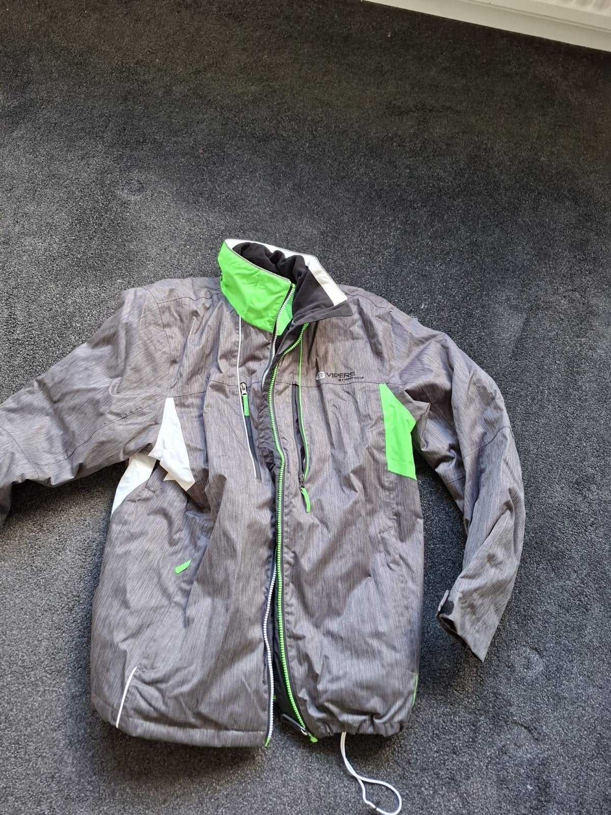 Mooie, zgan, ski jas, Kleding | Heren, Wintersportkleding, Maat 56/58 (XL), Ophalen of Verzenden, Jack, Vipers