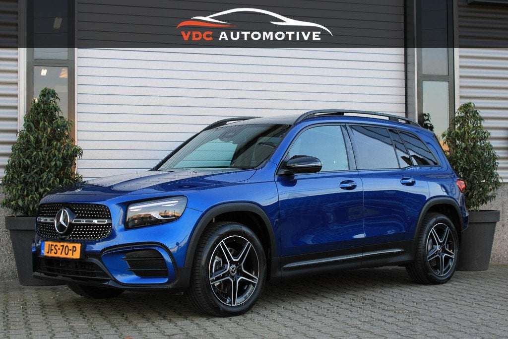Mercedes-Benz GLB-Klasse 180 AMG 7 Persoons Facelift | Pano, Gebruikt, 4 cilinders, 7 stoelen, 14 km/l