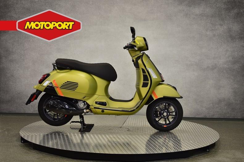 Vespa GTS 300 SUPERSPORT (bj 2024), Scooter, Info@piaggio.com, Bedrijf, Viale Rinaldo Piaggio, 25
56025  Pontedera, IT