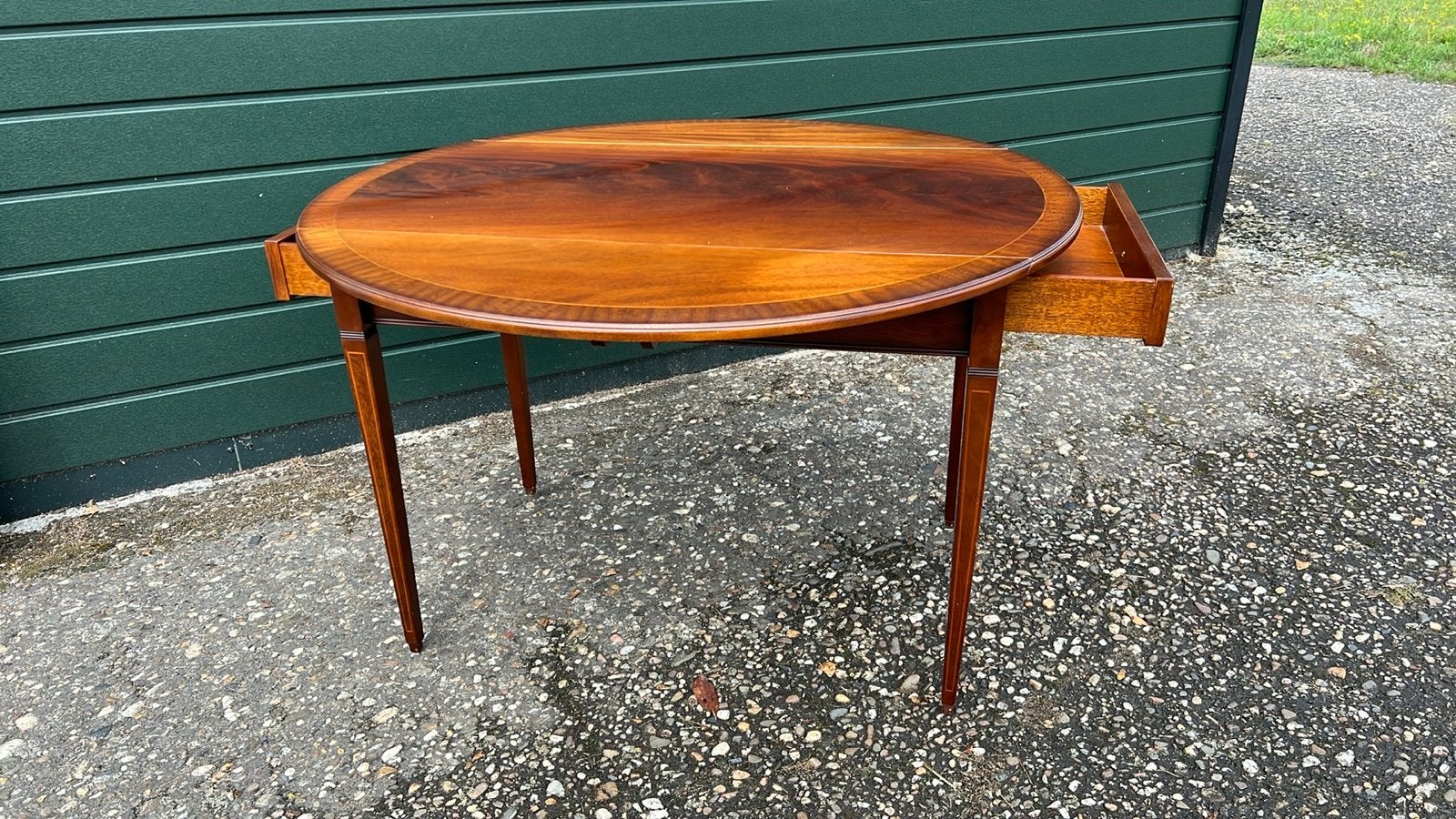 Heldense Hangoor Tafel Mahonie - Klassiek en Compact, Antiek en Kunst, Ophalen