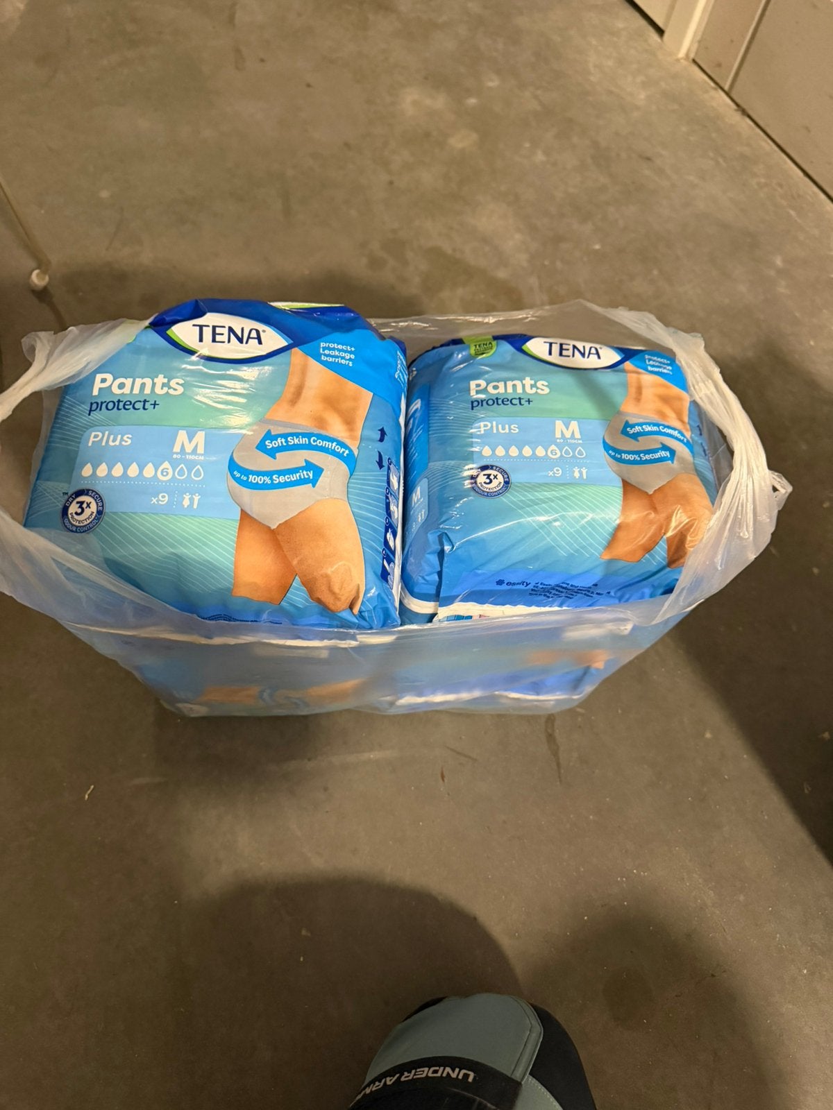 Tena lady pants M 4 dichte pakken, Ophalen, Nieuw
