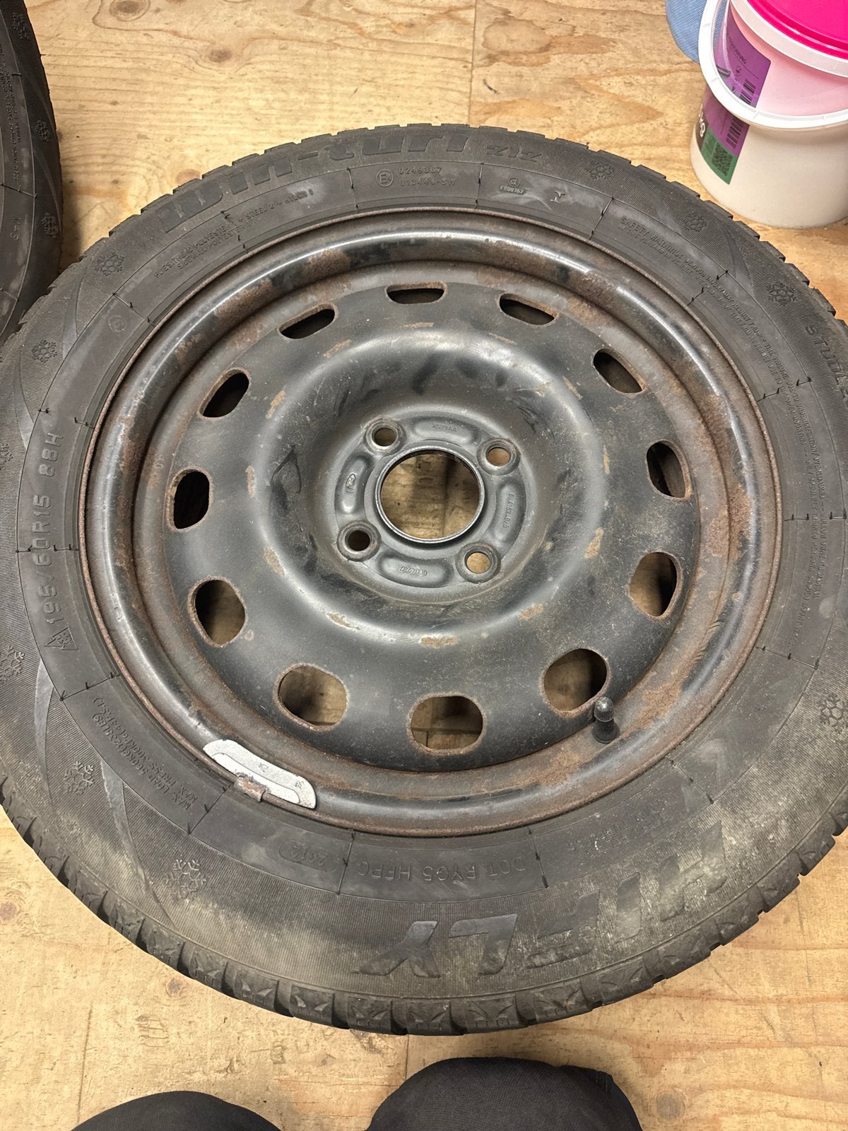 Ford stalen velgen 15 inch met TPMS sensoren, Auto-onderdelen, Ophalen of Verzenden, Gebruikt