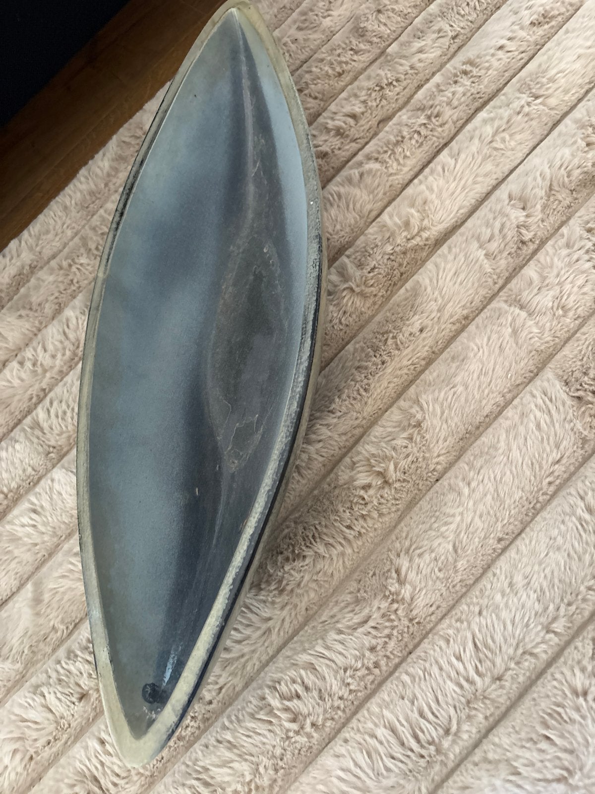 Decoratieve schaal, ovaal, grijs/zwart, Huis en Inrichting, Overige materialen, Gebruikt, Schaal, Ophalen of Verzenden