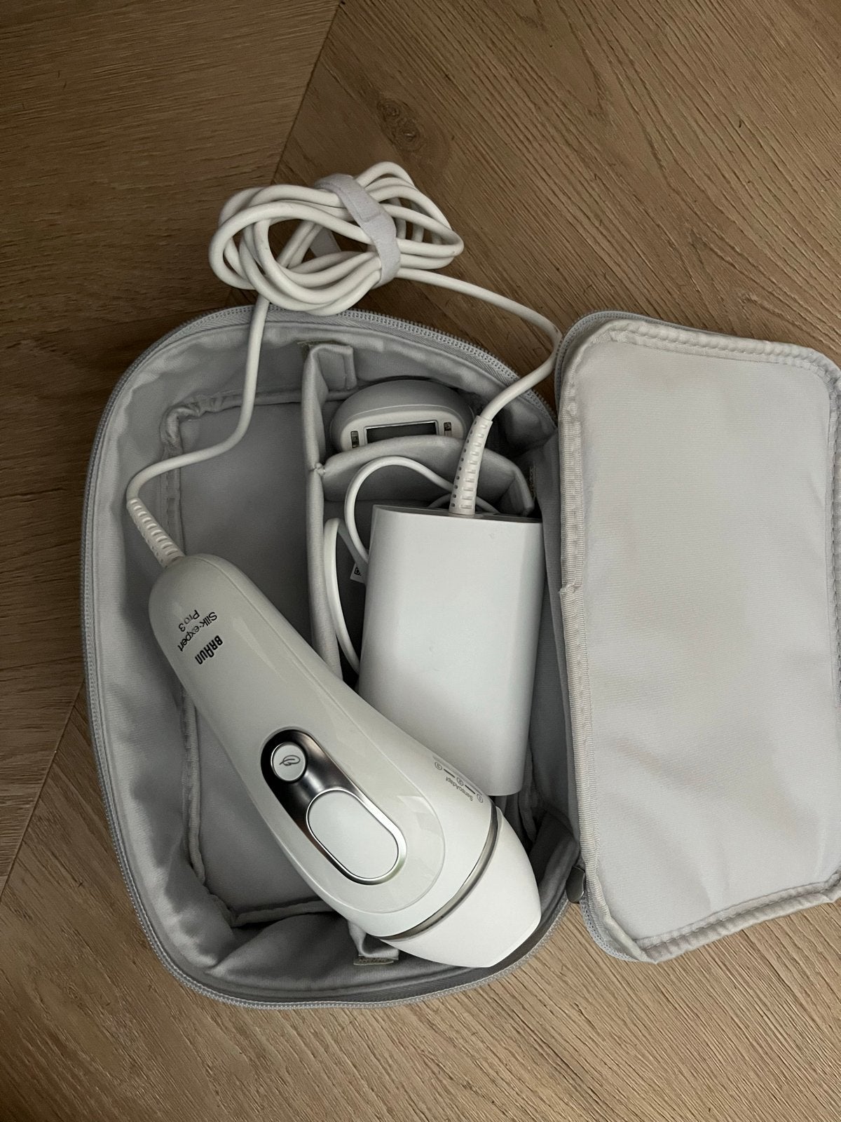Braun Silk-expert Pro 3 IPL ontharing met reisetui, Ophalen of Verzenden, Zo goed als nieuw, Scheren en Epileren
