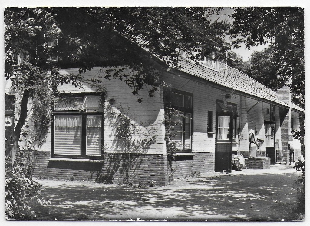 Voorthuizen De Jachthoorn Gelopen Ansichtkaart ( B4303), Ophalen of Verzenden, 1980 tot heden, Gelopen