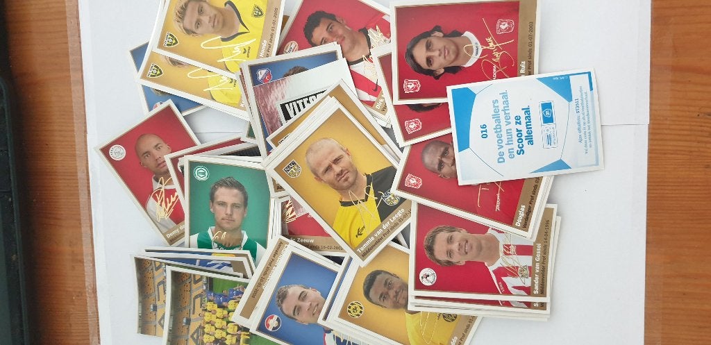 3299 ah de voetballers en hun verhaal, Verzenden, Zo goed als nieuw