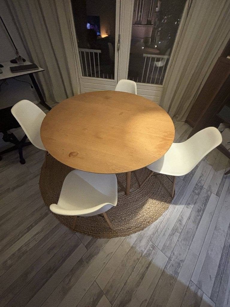 Ronde eettafel met 5 witte kuipstoelen, Ophalen, Gebruikt, Rond, Vijf personen of meer