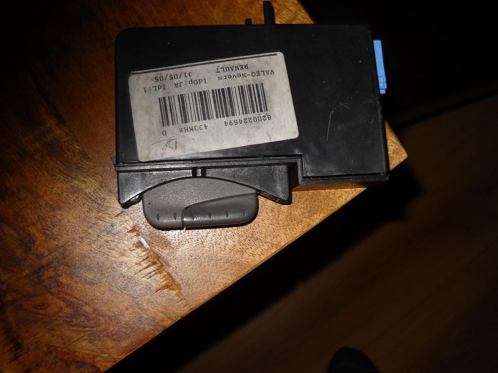 kaartlezer renault laguna, Ophalen of Verzenden, Gebruikt, Renault