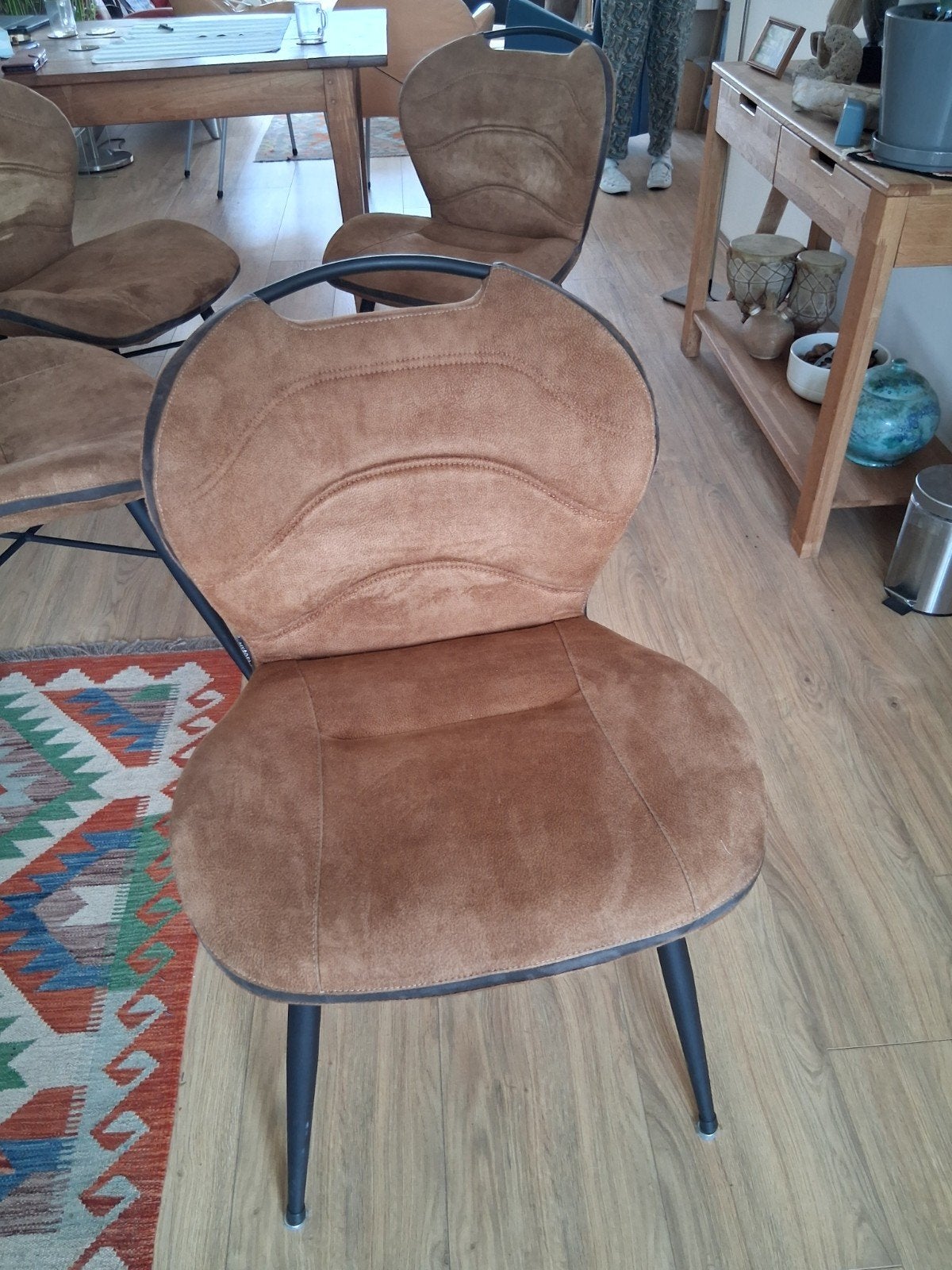 4 stevige bruine eetkamerstoelen, Huis en Inrichting, Stoelen, Ophalen, Bruin, Zo goed als nieuw, Vier