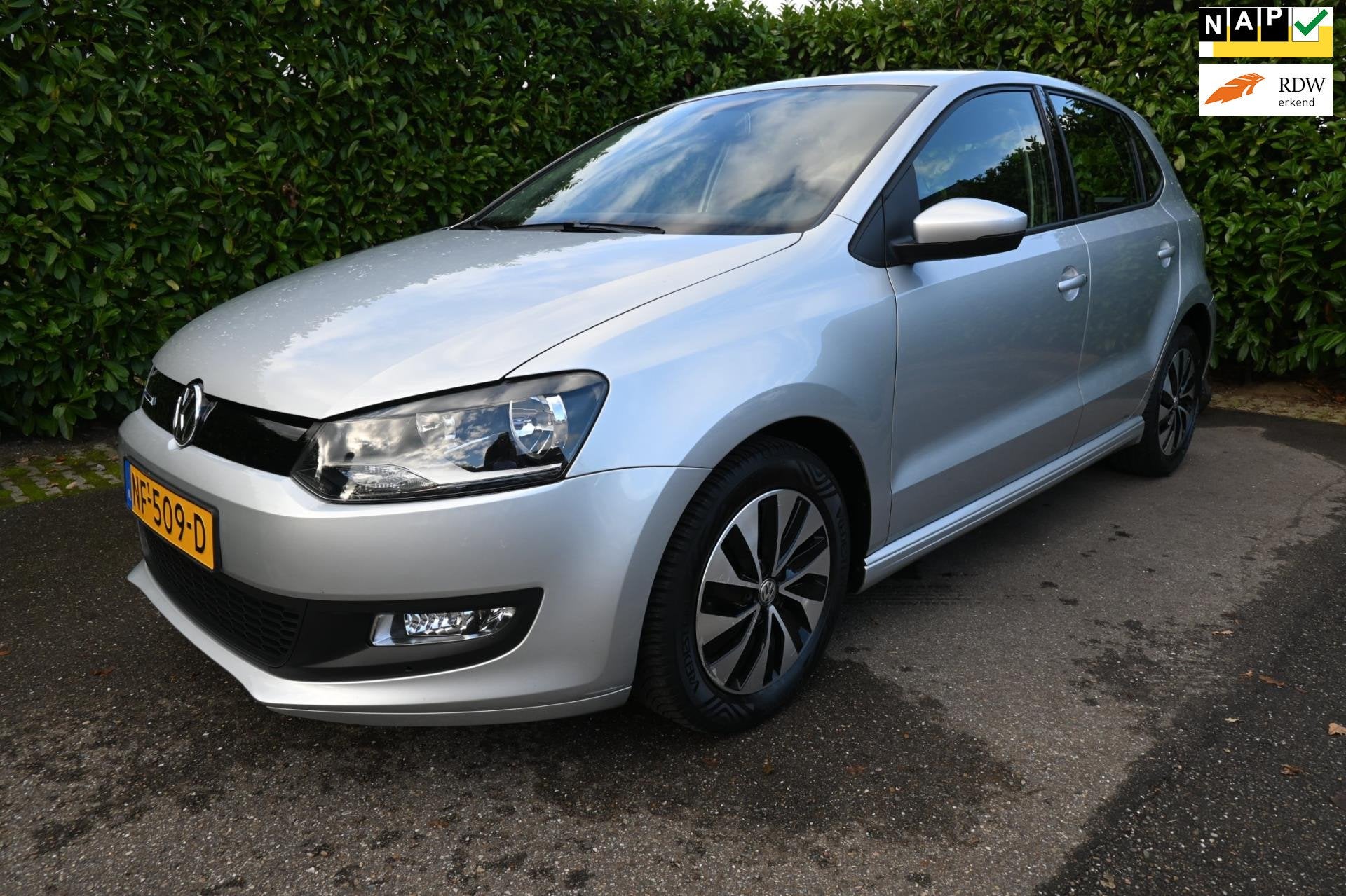 Volkswagen Polo 1.0 BlueMotion Edition. Origineel Nederlands, Auto's, Voorwielaandrijving, 95 pk, Origineel Nederlands, Handgeschakeld