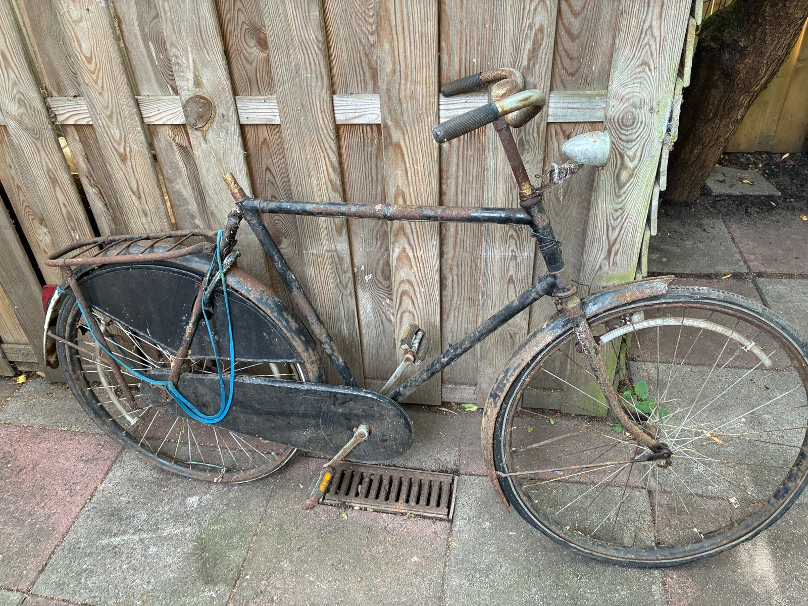 Oude  fiets voor onderdelen of restauratie, 55 tot 59 cm, Ophalen, Terugtraprem, Jaren '50