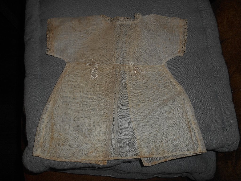 antiek schattig   jurkje  27 cm lang, Ophalen of Verzenden