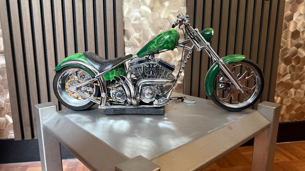 West Coast Chopper miniatuur 1:5 – Jesse James USA Harley, Overige merken, Gebruikt, Ophalen of Verzenden, Groter dan 1:32