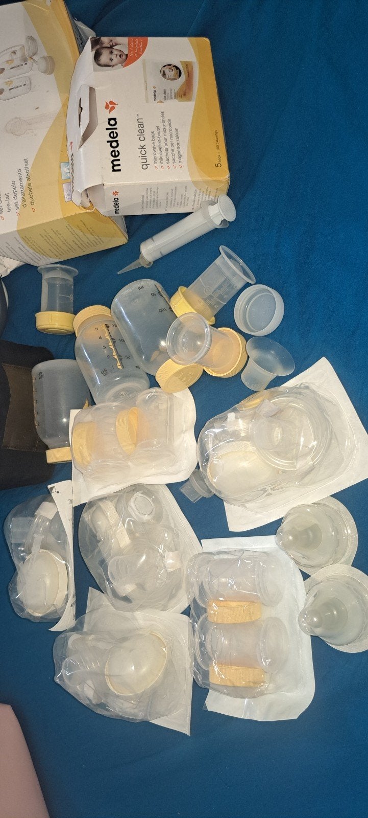 Medela Symphony Borstkolf Set met Quick Clean en Accessoires, Kinderen en Baby's, Babyvoeding en Toebehoren, Gebruikt, Borstkolf