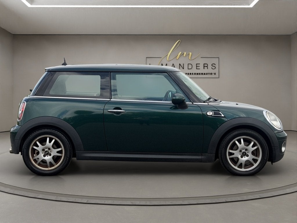 MINI 3-deurs 1.4 One Anniv. MK II 2010 GROEN | NAP | Leder, Auto's, Gebruikt, 4 stoelen, 49 €/maand, Origineel Nederlands