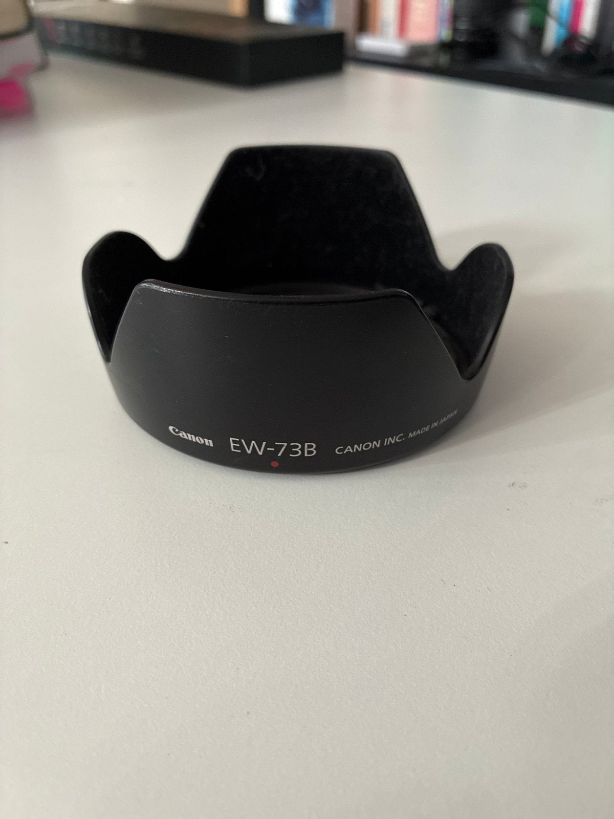 Canon EW-73B Zonnekap voor Canon lenzen, Canon, Ophalen of Verzenden, Zo goed als nieuw, Zonnekap