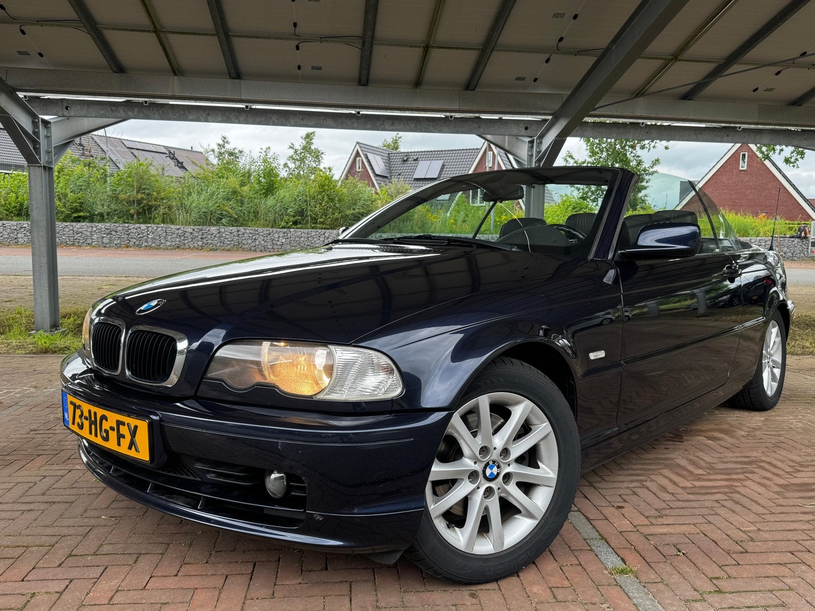BMW 3-Serie 2.2 CI 320 Cabriolet AUT 2001 Blauw | 123.000km, Auto's, BMW, Zwart, Cabriolet, Particulier, 1600 kg