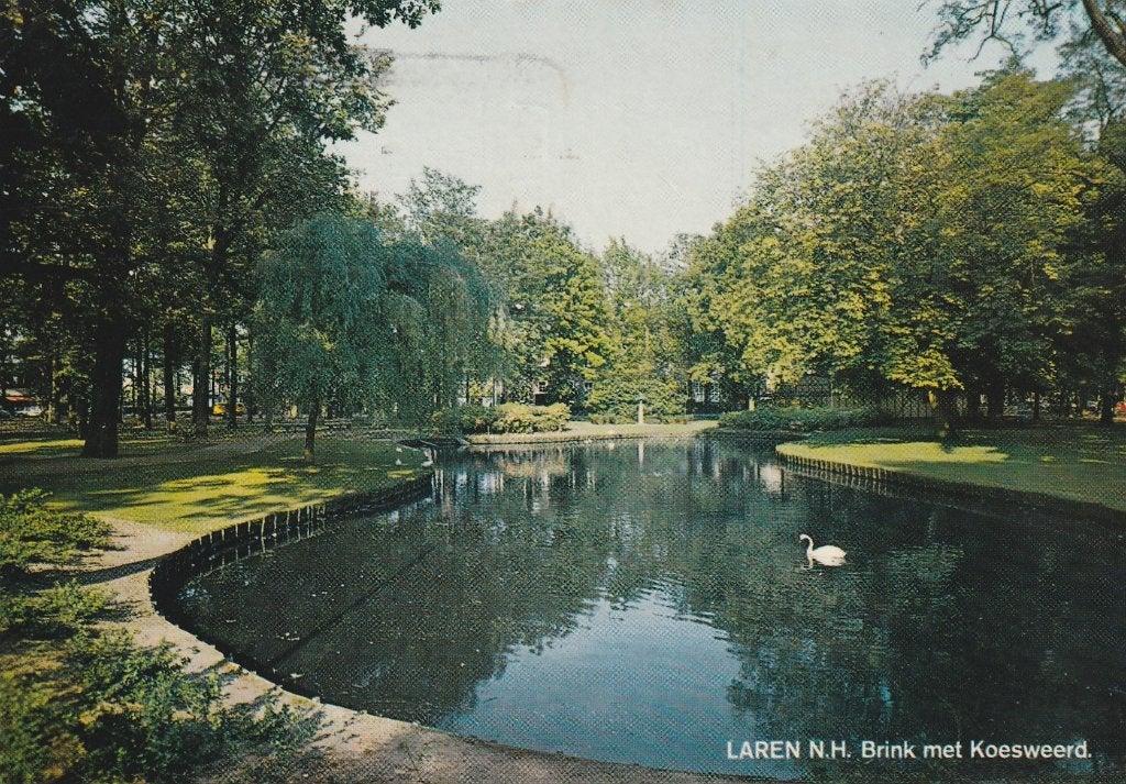 LAREN (N.H.) Brink Koesweerd Zwaan (Gekartelde Rand), Verzenden, 1960 tot 1980, Gelopen, Noord-Holland