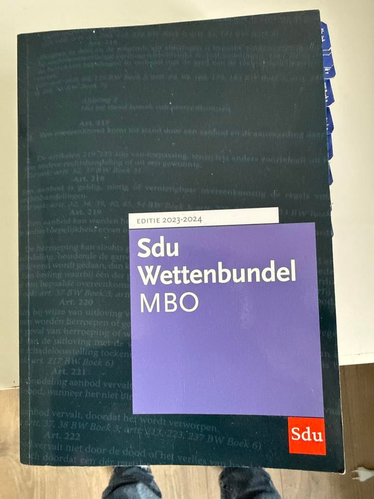 MBO 2023-2024, Ophalen of Verzenden, Zo goed als nieuw