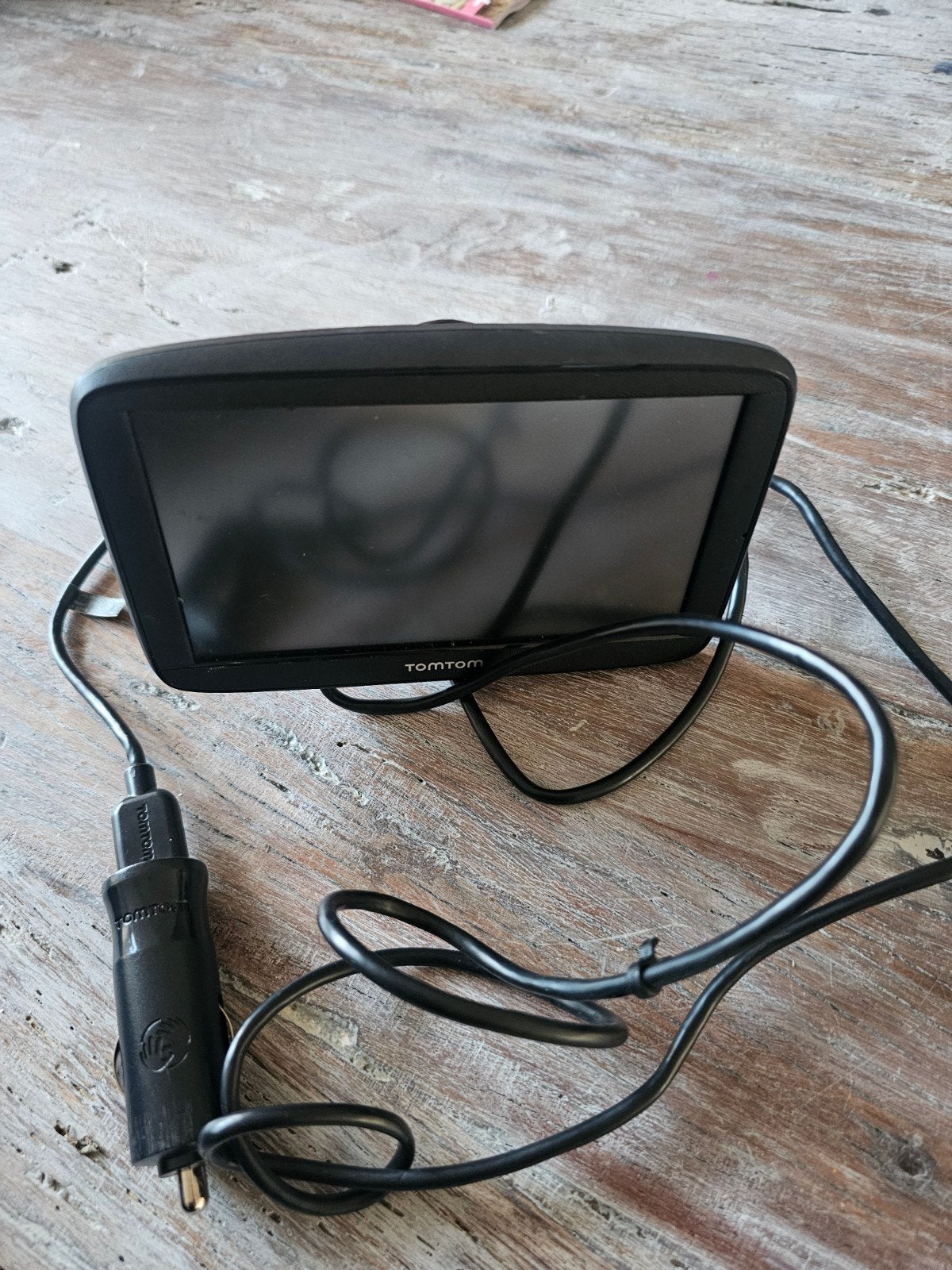 TomTom navigatiesysteem (werkt, geen updates), Verzenden