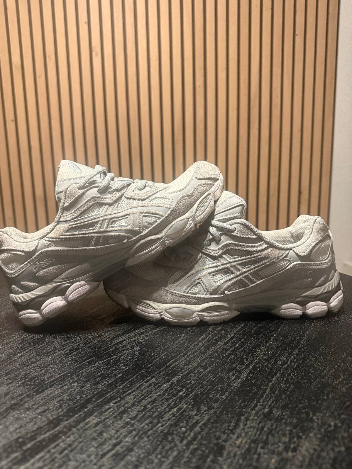 ASICS GEL-NYC Sneakers Maat 41, Kleding | Dames, Ophalen, Zo goed als nieuw, Grijs, Sneakers of Gympen