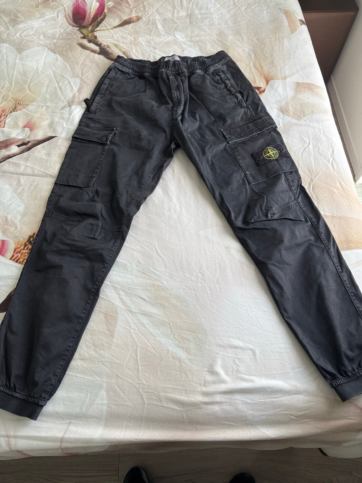 Stone Island Cargo Broek Zwart W32, Kleding | Heren, Ophalen of Verzenden, Gedragen, Zwart, W32 (confectie 46) of kleiner