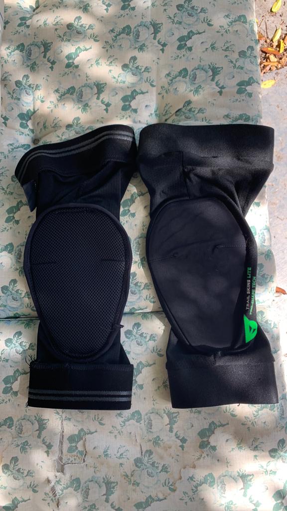 Kniebeschermers Dainese maat xs, Ophalen of Verzenden, Zo goed als nieuw, XS, Bovenkleding