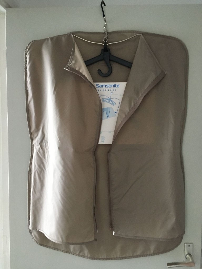 Samsonite kledinghoes, Ophalen of Verzenden, Nieuw, Zacht kunststof, Minder dan 50 cm