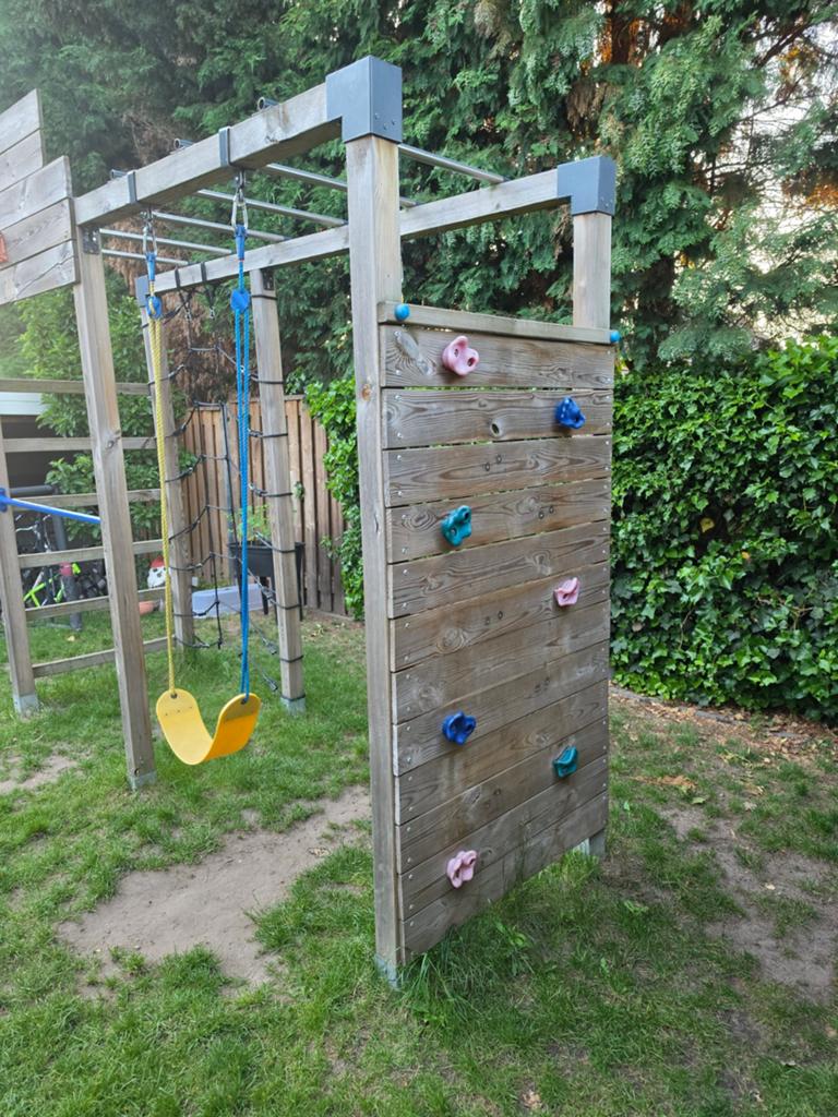 Houten speeltoestel met klimwand, schommel en klimnet, Ophalen, Gebruikt, Klimnet