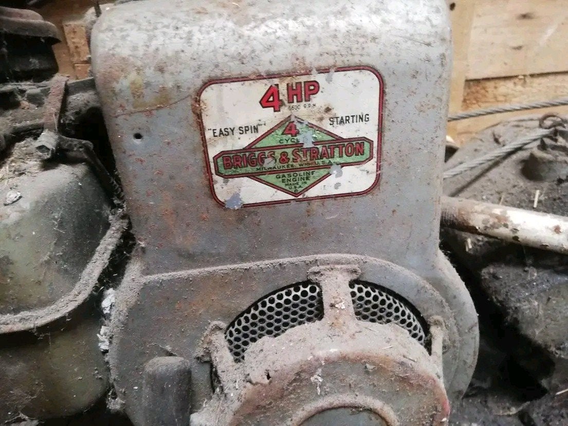 Hogedrukspuit met Briggs & Stratton benzinemotor, Ophalen, Gebruikt, Benzinemotor