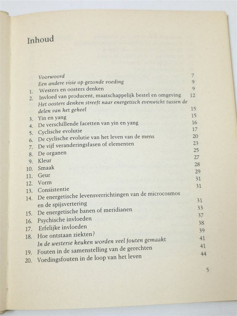 Gezondheid uit de Keuken — Oosterse Voedingsleer 1980, Ophalen of Verzenden, Gelezen, Overige onderwerpen, Achtergrond en Informatie
