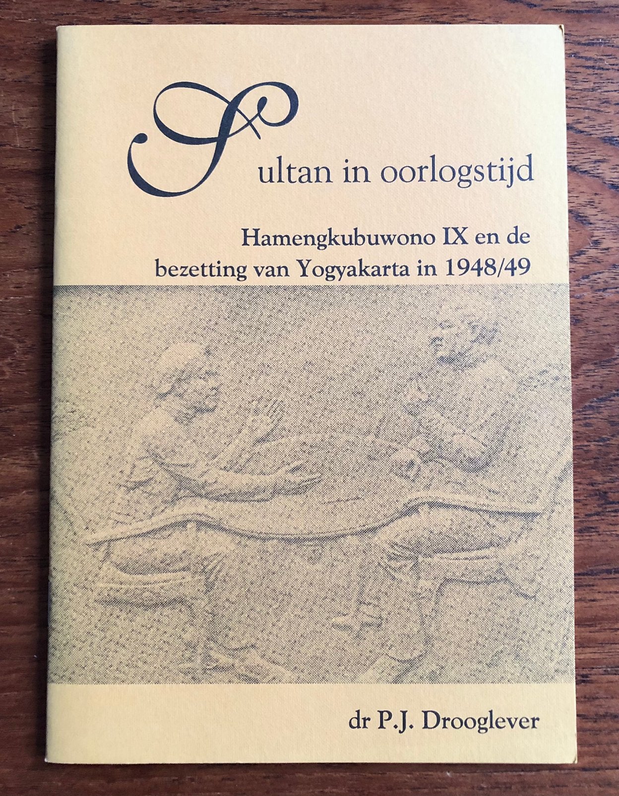 Sultan in Oorlogstijd (Bezetting van Jogya) KNIL Indonesie, Verzenden, 1945 tot heden, Zo goed als nieuw, Landmacht