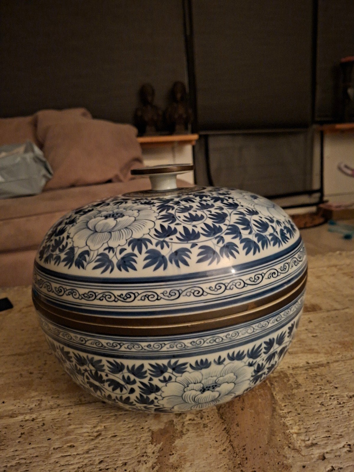 Grote  Chinoiserie Porseleinen dekselpot met Messing randen, Ophalen