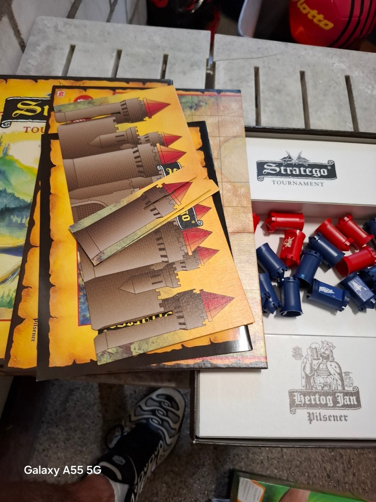 Stratego Tournament Hertog Jan Editie - Zo goed als nieuw, Hobby en Vrije tijd, Gezelschapsspellen | Bordspellen, Een of twee spelers