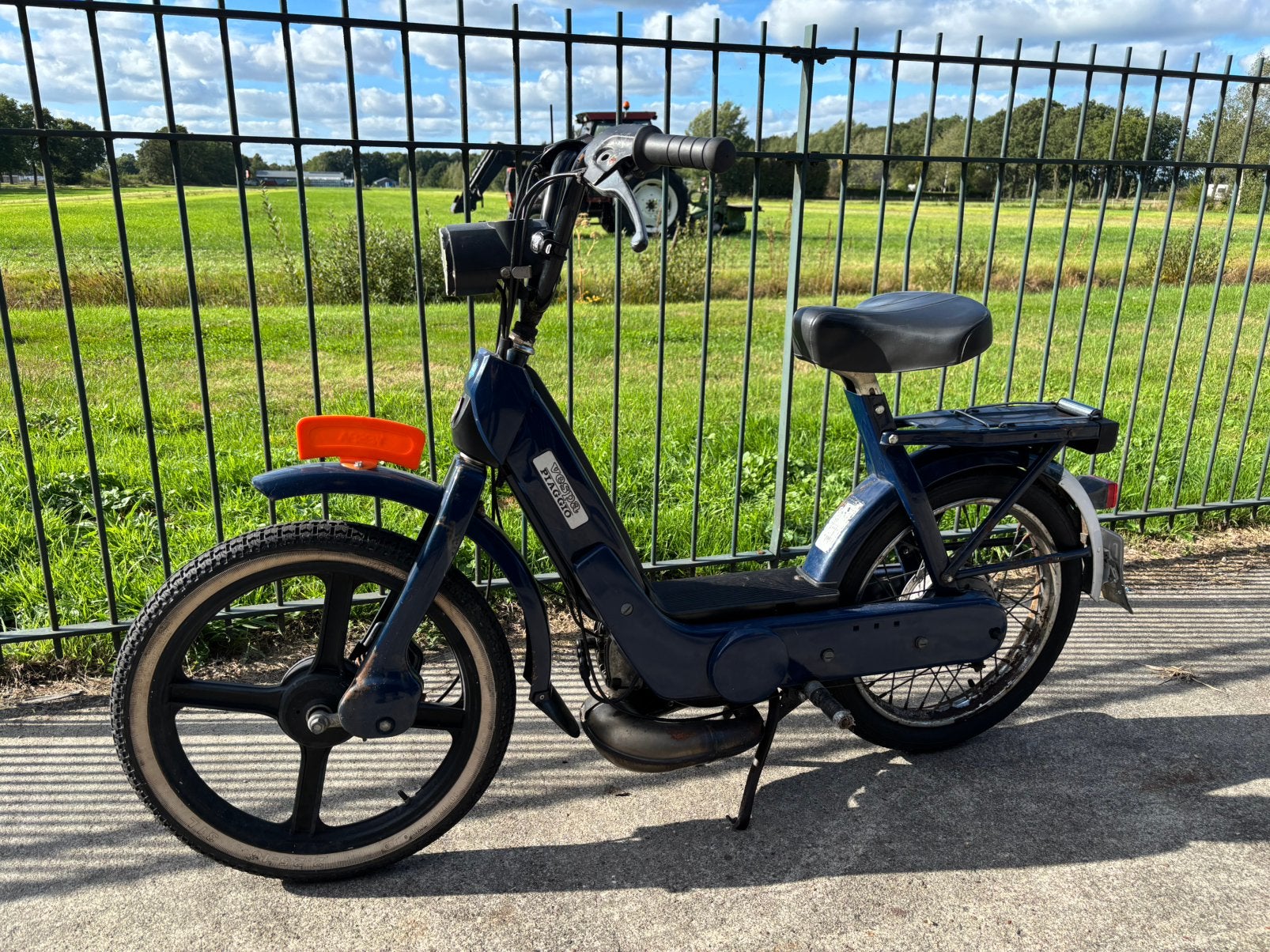 Vespa ciao piaggio, Fietsen en Brommers, Brommers | Vespa, Ophalen, Zo goed als nieuw