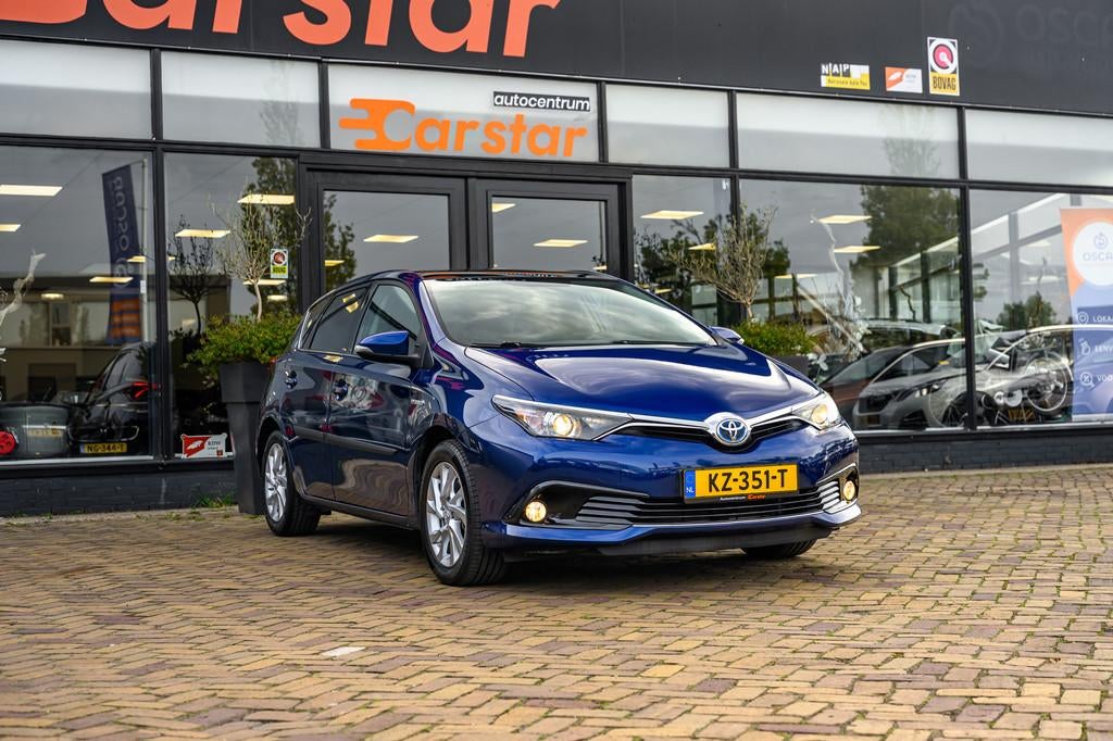 Toyota Auris 1.8 Hybrid Trend|Navi|Camera|Pano, Gebruikt, Euro 6, 4 cilinders, Blauw