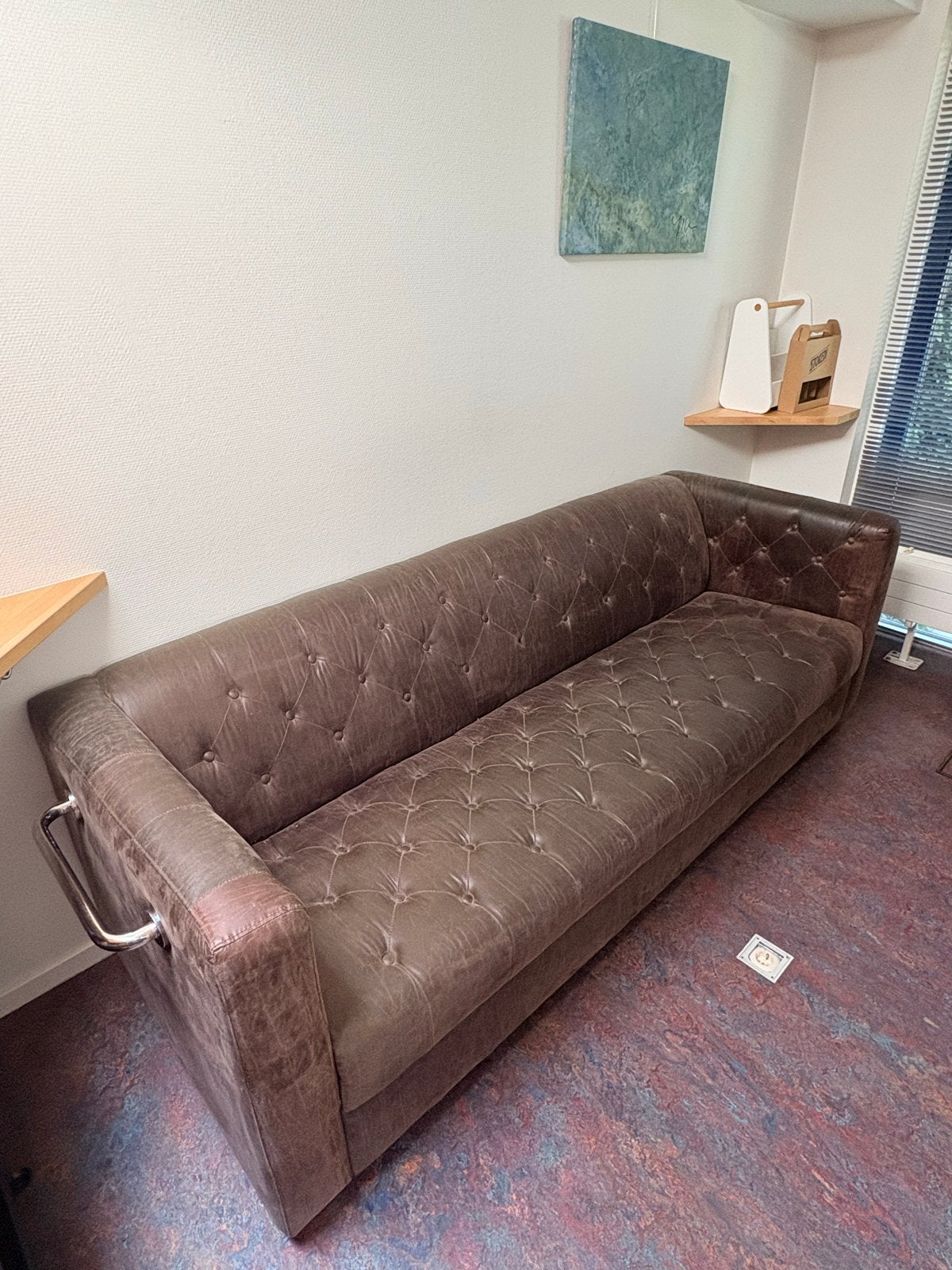 Riviera Maison bank, bruin leer, licht beschadigd, Ophalen, Gebruikt, Driepersoons, Rechte bank