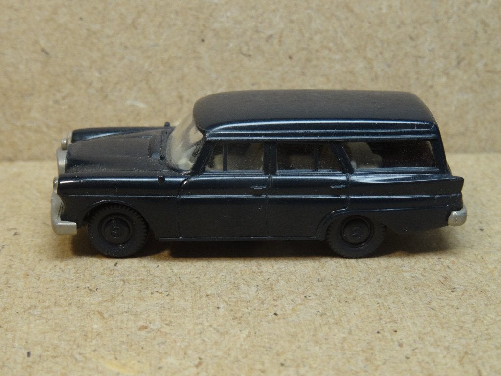 BREKINA 1/87, MERCEDES 190 Combi, Donker Blauw, Zie Foto`s, Ophalen of Verzenden, Zo goed als nieuw, Auto, Brekina