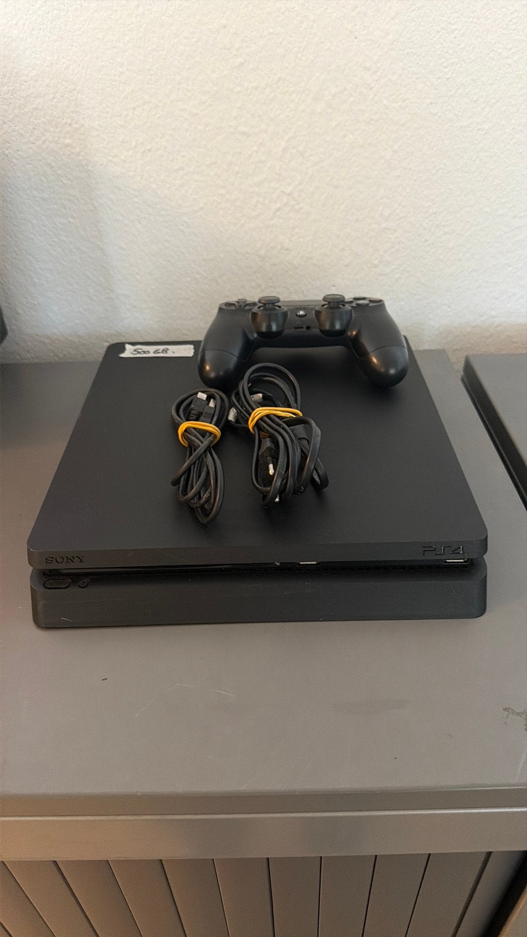 Playstation 4 slim / 500 gb / 1 controller, 500 gb, 1 controller, Ophalen of Verzenden, Zo goed als nieuw