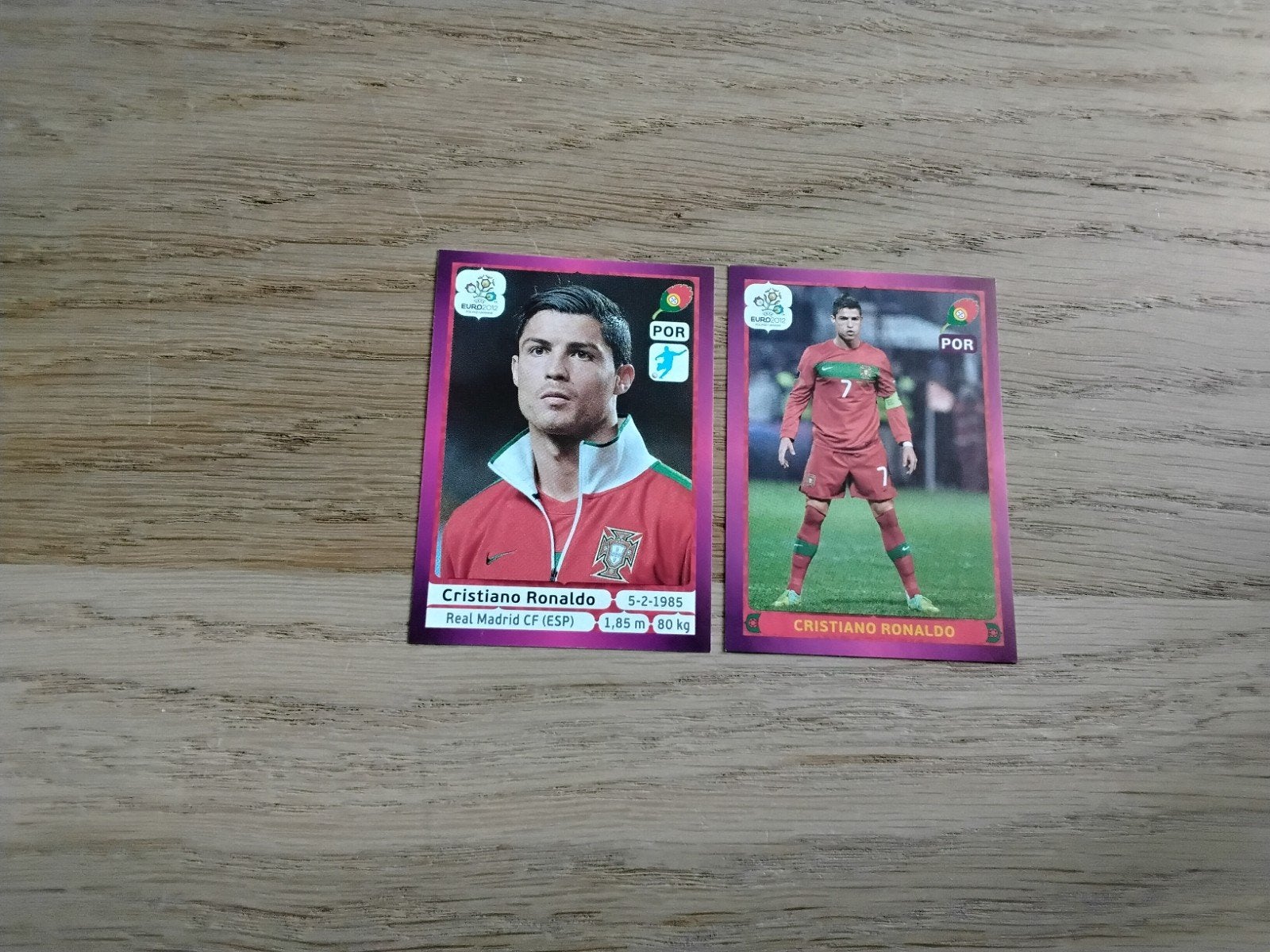 2 Cristiano Ronaldo Panini Euro 2012 stickers, Ophalen of Verzenden, Zo goed als nieuw, Poster, Plaatje of Sticker